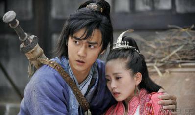 第八章　裴刚巧言欺骗英雄　秦鸥中计误杀师兄