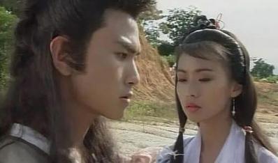 第四回　气爽天高　猛鹫苍鹏投网底　言甘计巧　悲声惨血满城东