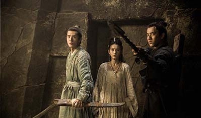 第一回　群雄拔剑起风云